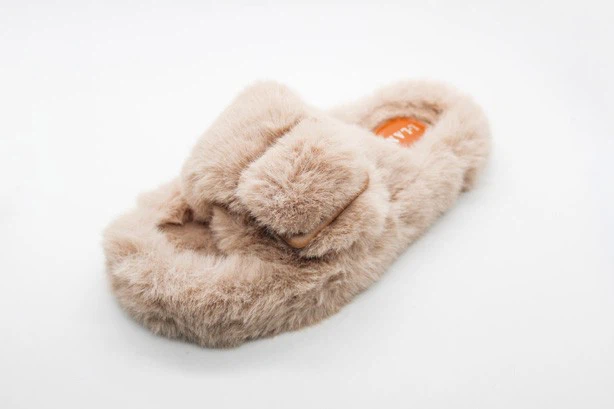 Thick Sole Plush One Piece Slippers